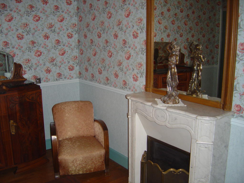 Le Terrondou Hotel Vic-sur-Cere Bilik gambar